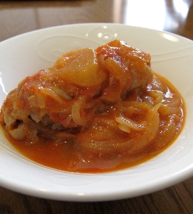 手羽元とりんごのトマトクリーム煮