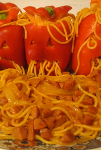 ハロウィンのミミズスパゲティー