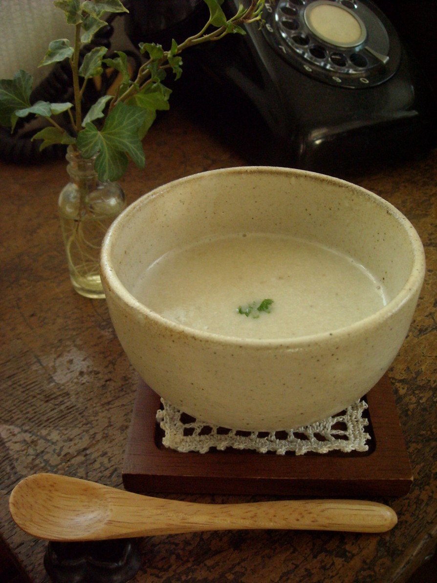 里芋とごぼうのスープの画像