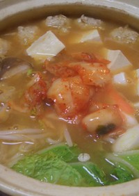 キムチ風味の肉団子鍋