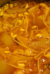 コンソメキムチ野菜春雨スープ