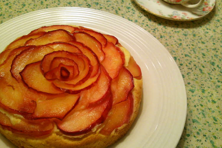 真っ赤なお花のりんごケーキ レシピ 作り方 By ぴょぬ３ クックパッド