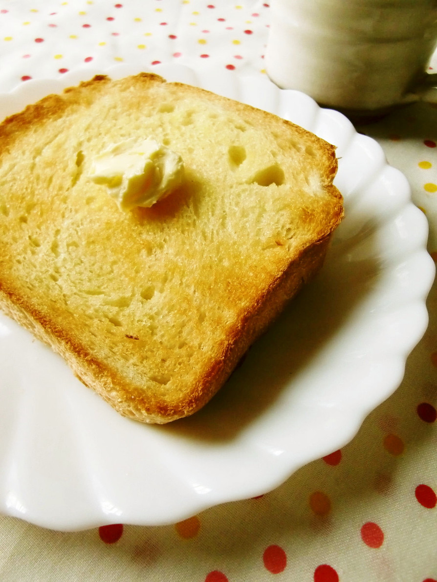 シンプル☆塩バタートーストの画像