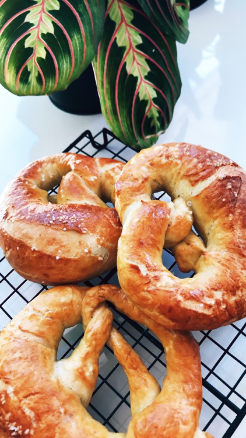 パイナップルプレッツェルサラダのレシピ