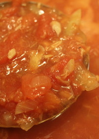 ツナ＆玉葱のピリ辛トマトスープ