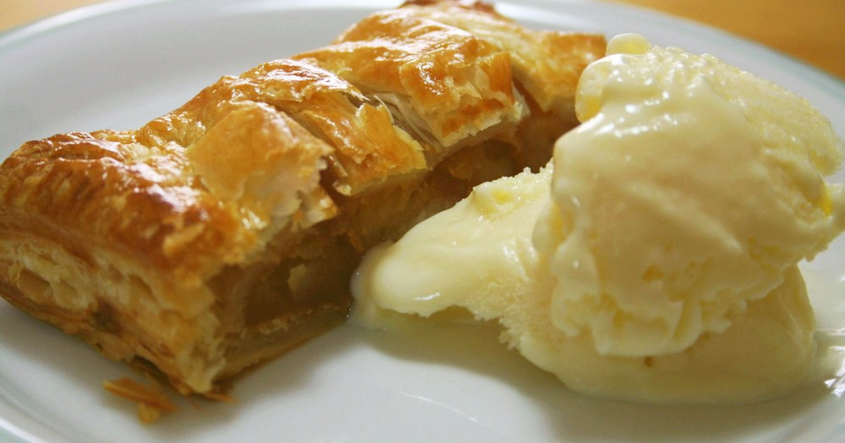 焼かないキャラメルアップルパイのレシピ