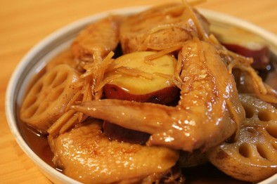 鶏と根菜の、甘辛生姜煮の写真