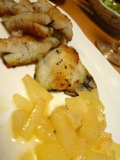 白身魚のムニエル★ラ・フランスのソースの写真