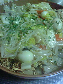 中華名菜・八宝菜　DE　かた焼きソバ　の画像