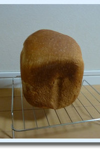 米粉と強力粉でもっちり食パン　HB使用