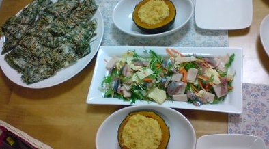 秋刀魚と湯葉のサラダの写真