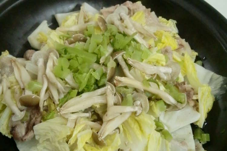 簡単 タジン鍋で白菜蒸し レシピ 作り方 By ニコニコプーさん クックパッド 簡単おいしいみんなのレシピが354万品