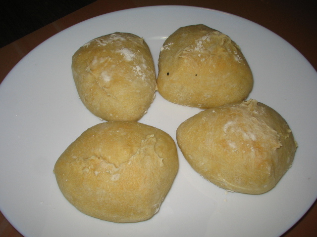 チャバッタ（チャバタ）イタリアの食事パンの画像