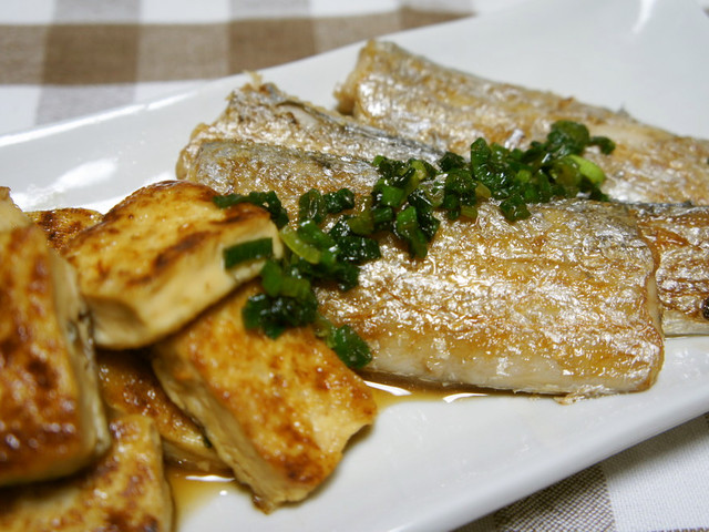 太刀魚の簡単 うまうま煮付け レシピ 作り方 By Amamitu クックパッド 簡単おいしいみんなのレシピが352万品