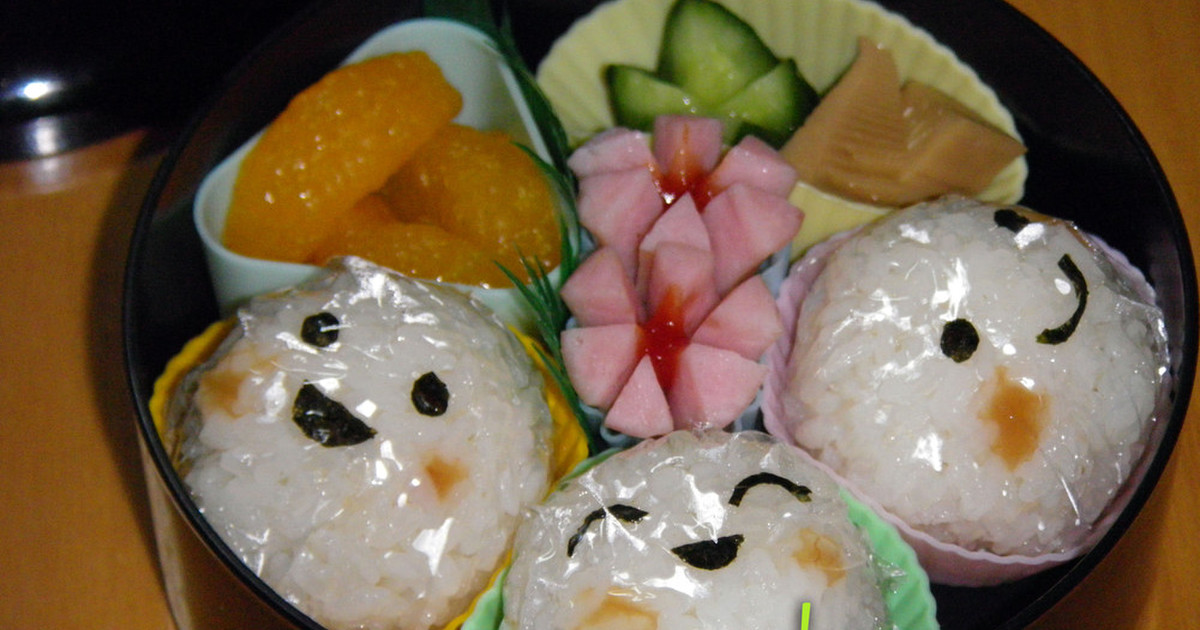 子供のお弁当に 簡単にこにこおにぎり レシピ 作り方 By Kaumama クックパッド 簡単おいしいみんなのレシピが375万品