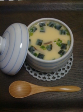 お吸い物の素で簡単茶碗蒸し