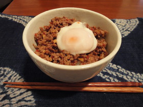 台湾丼(名古屋 み○んの味?!)