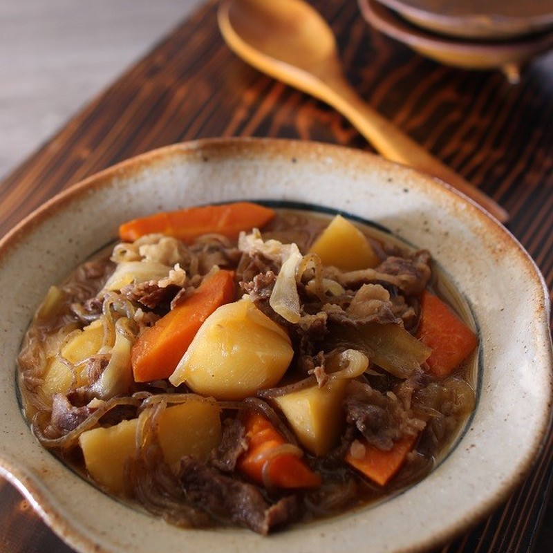 みんなの「水を使わない肉じゃが」レシピが23品 クックパッド