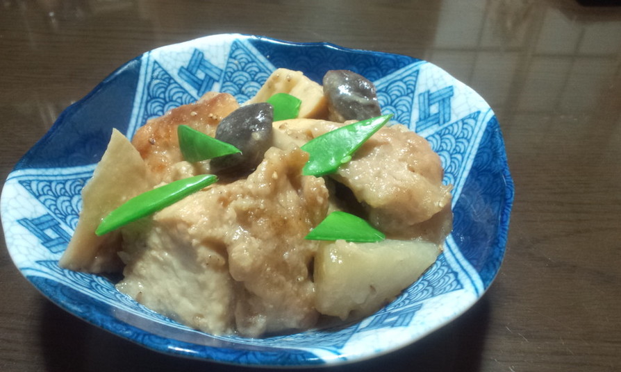里芋、大根、筍と厚揚げの味噌煮の画像