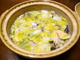 北海のスローフード☆鮭と白菜のバター鍋の画像
