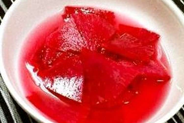 赤い大根で簡単漬物 レシピ 作り方 By Puniｋ クックパッド