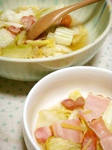 白菜とベーコンの簡単レンジ蒸しの写真