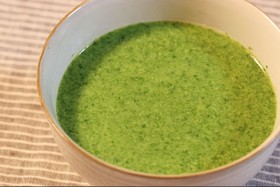 春菊と豆腐のポタージュ