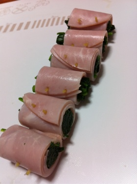 お弁当のおかずに♪ほうれん草のハム巻き♪