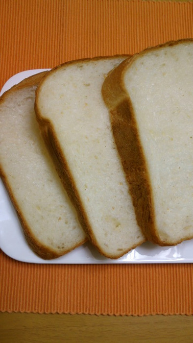 ＨＢで☆基本の食パンの写真