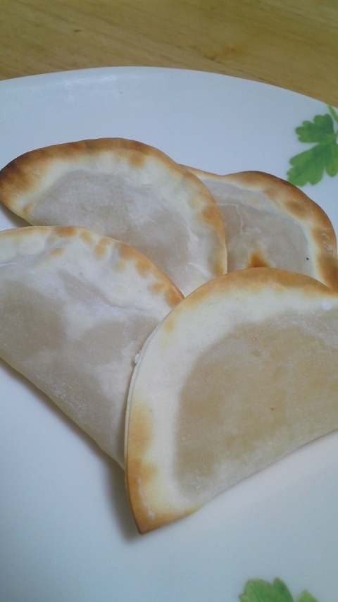 餃子の皮ですぐ出来る!なんちゃってコンポートパイ