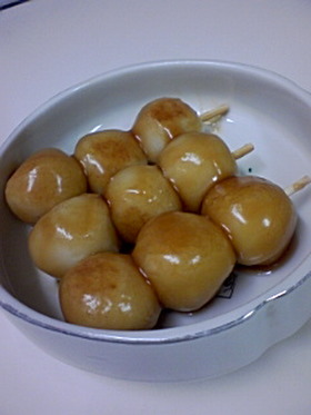 びっくり変身★うどんde激旨みたらし団子