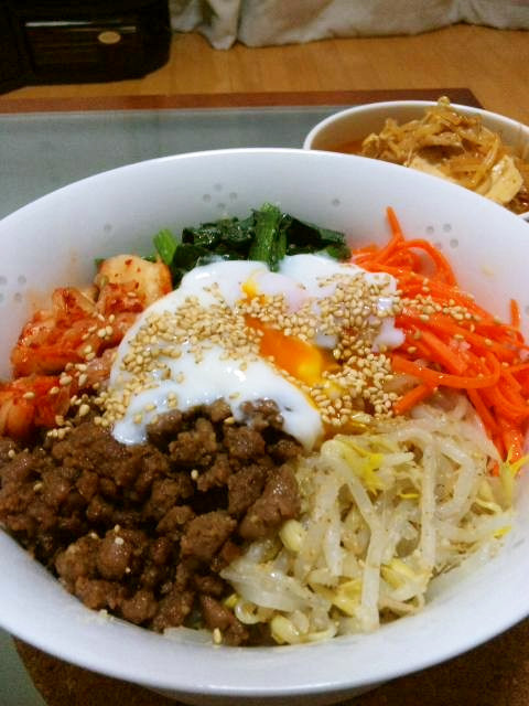 手軽に韓国料理★鍋焼きビビンバの画像