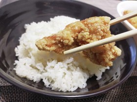 サクッ!ジュワ〜!鶏塩唐揚げ♪