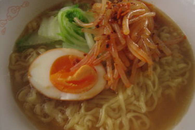 ラー油でピリ辛ホットな味噌ラーメン レシピ 作り方 By Teascone クックパッド 簡単おいしいみんなのレシピが376万品