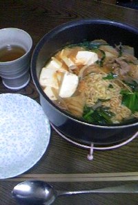 インスタント麺で韓国風チゲラーメン