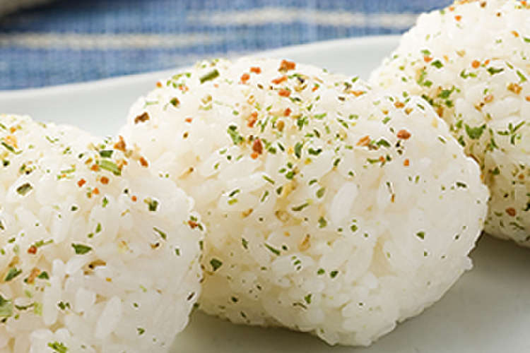 マジックソルトのおにぎり レシピ 作り方 By エスビー食品 クックパッド 簡単おいしいみんなのレシピが352万品