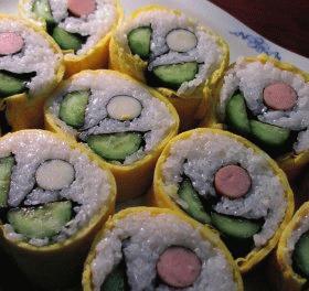 チューリップの巻寿司の画像