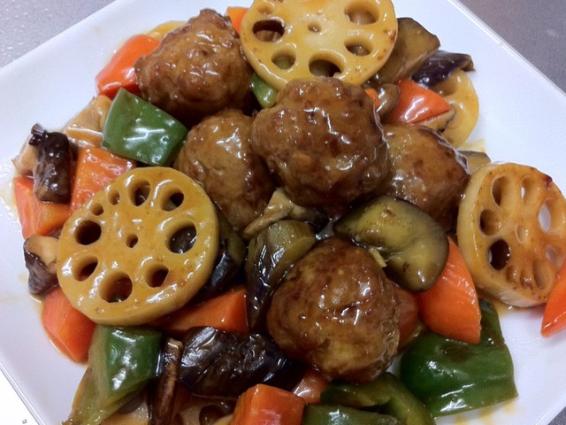 肉団子と彩り野菜の甘酢あん レシピ 作り方 By べりぃ クックパッド 肉団子と彩り野菜の甘酢あん レシピ 作り方 By べりぃ クックパッド