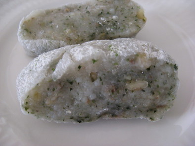 ＨＢで山梨の豆餅（クルミ青のり）の写真