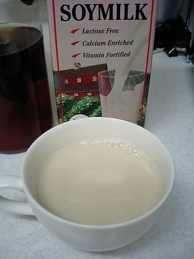 麦の香ばしさ満喫　麦茶ソイラテ　豆乳入りの写真