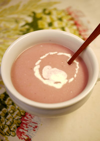 ピンクのスープ