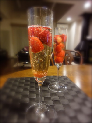 シャンパン☆ストロベリーの写真