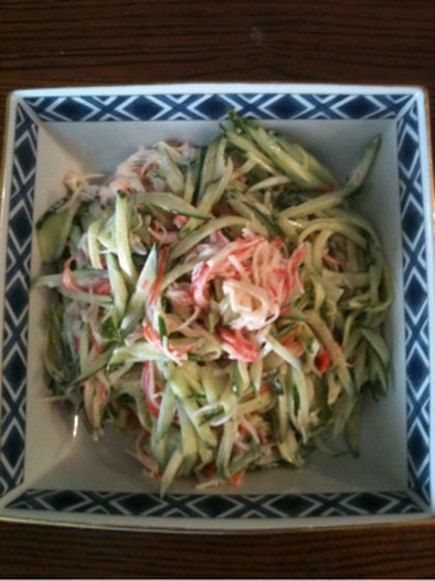 カニカマきゅうりサラダの写真