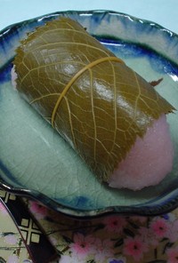 レンジで和菓子●もち米で道明寺粉　桜餅