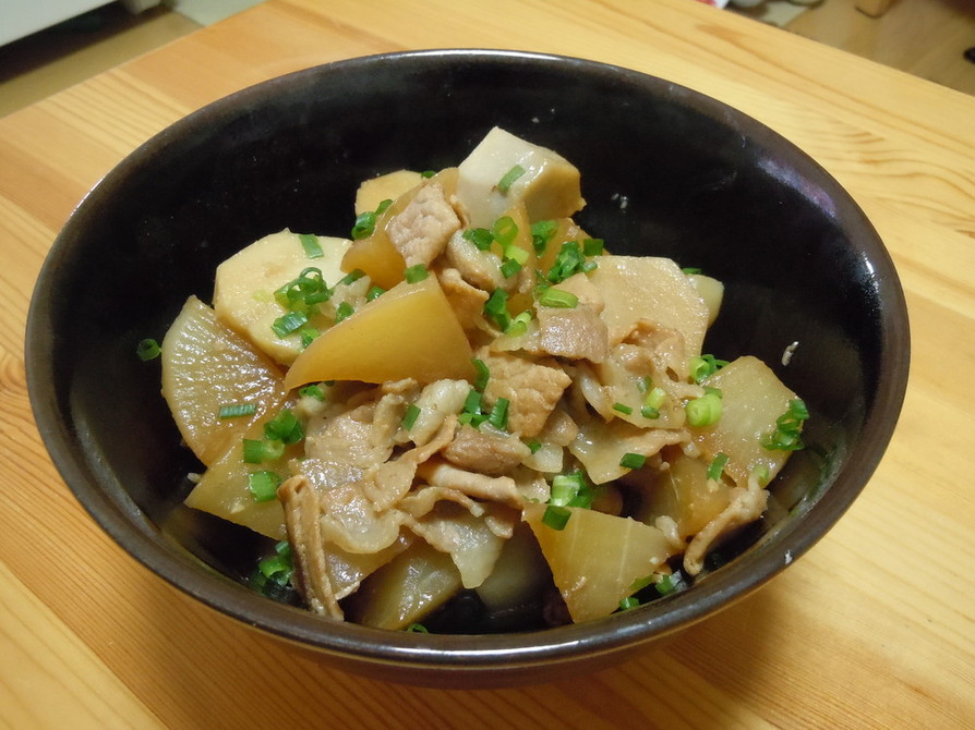 豚肉と大根と里芋の甘辛煮の画像