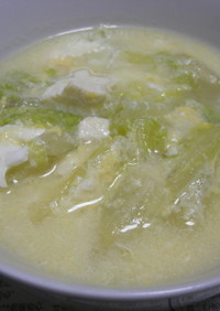簡単適当！白菜と豆腐の中華スープ