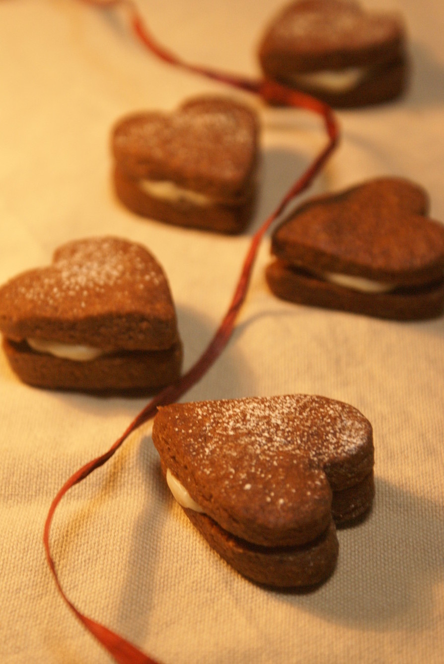 バレンタイン♡チョコサンドクッキーの画像