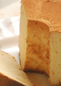 クリームチーズシフォンケーキ