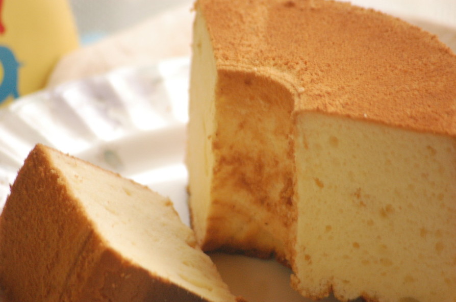 クリームチーズシフォンケーキの画像
