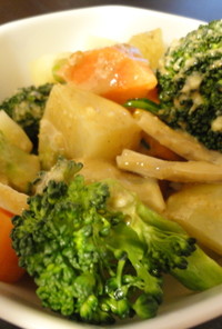 レンジで簡単！蒸し野菜のセサミカレー風味